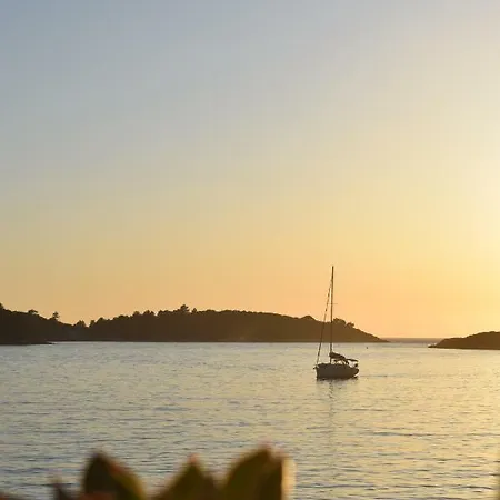Mljet Sunset Apartments Pomena Exteriör bild